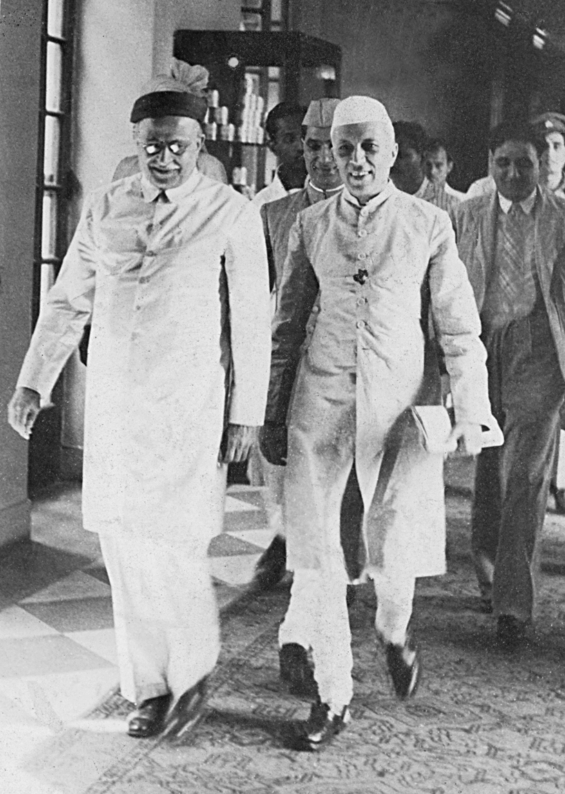 Pt. Jawaharlal Nehru, Prime Minister of India, with Shri M. A. Master when the former came to inaugurate the FICCI AGM in 1947